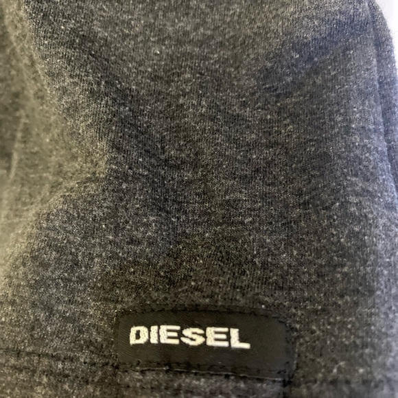 Diesel Kids T-Shirt- 5T - Picture 2 of 4